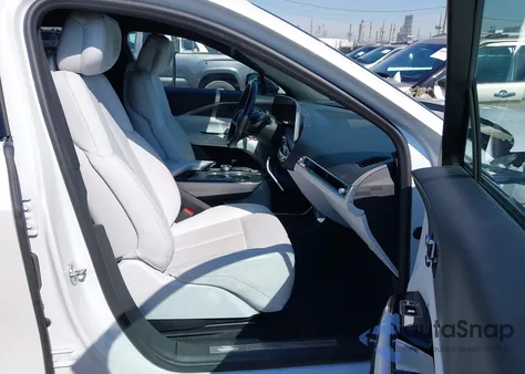 2024 Cadillac Lyriq Luxury W/1Se from USA, damaged, VIN 1GYKPSRK2RZ118297